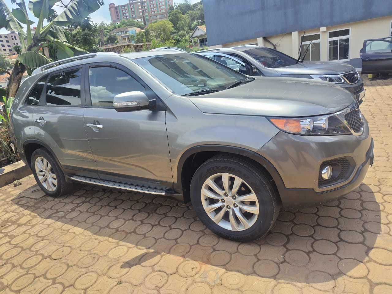 TOYOTA PRADO