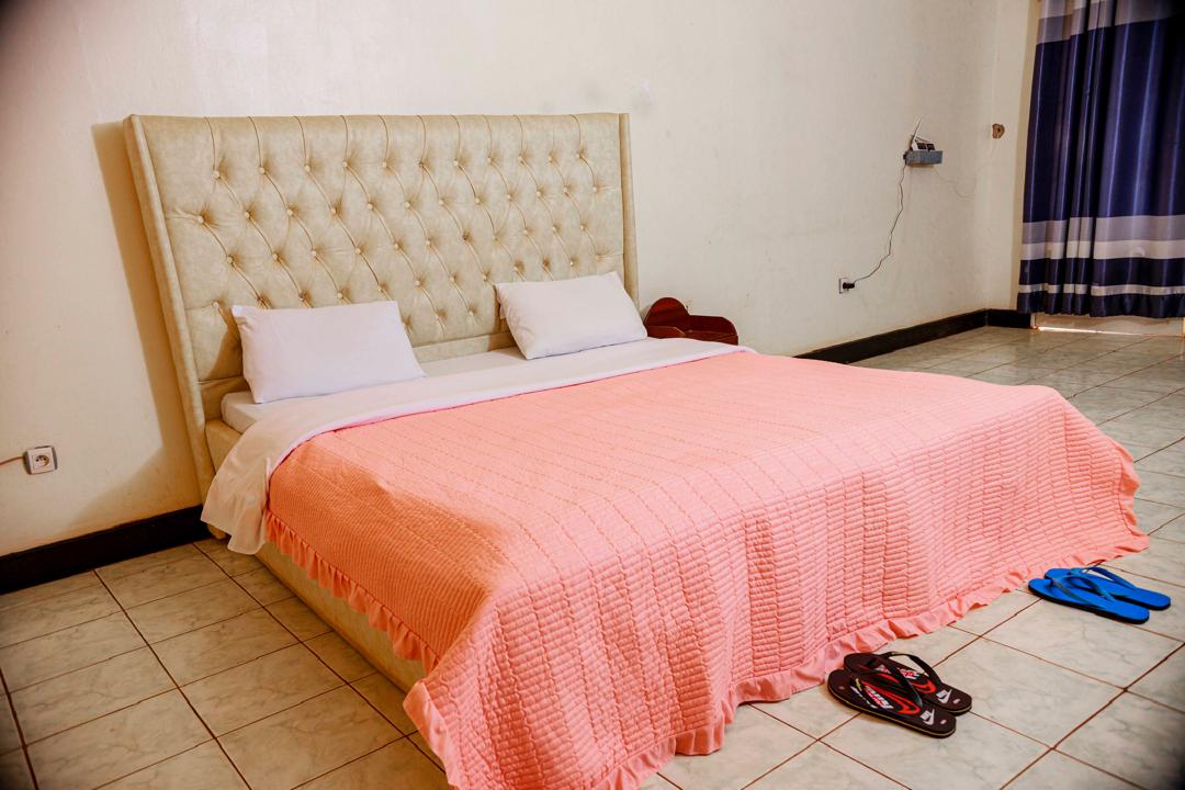 Double Room – Unit VXdOC6